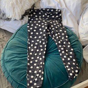 Polka dot outdoor voices  leggings